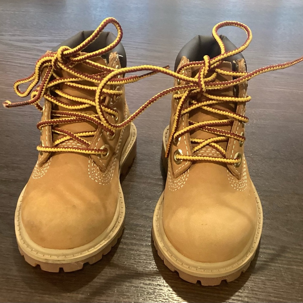 Timberland 6-Inch Classic Toddler Kids’ Boot